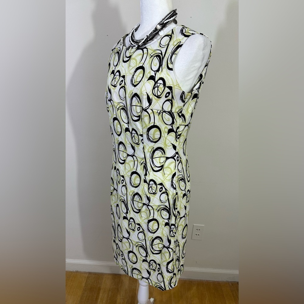 Ronni Nicole sz 8 dress sheath style in an abstract print lime, black, & white - Picture 7 of 13